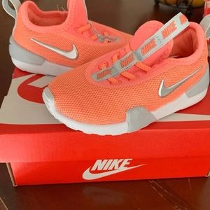 Toddler Nike shoes